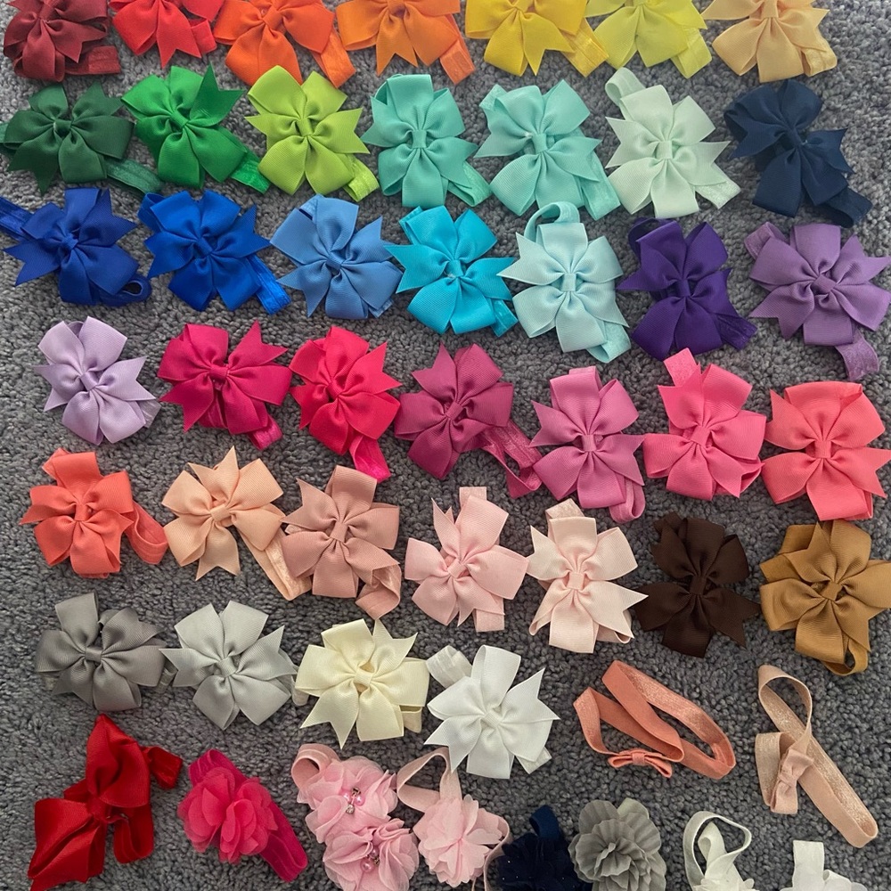 Baby bow lot— 50 bows